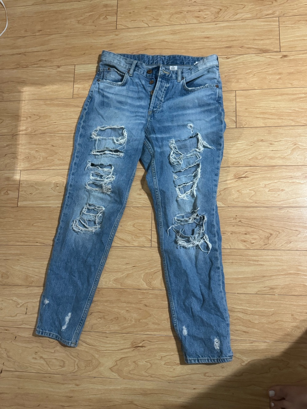 Women's Distressed Light Blue Boyfriend Jeans